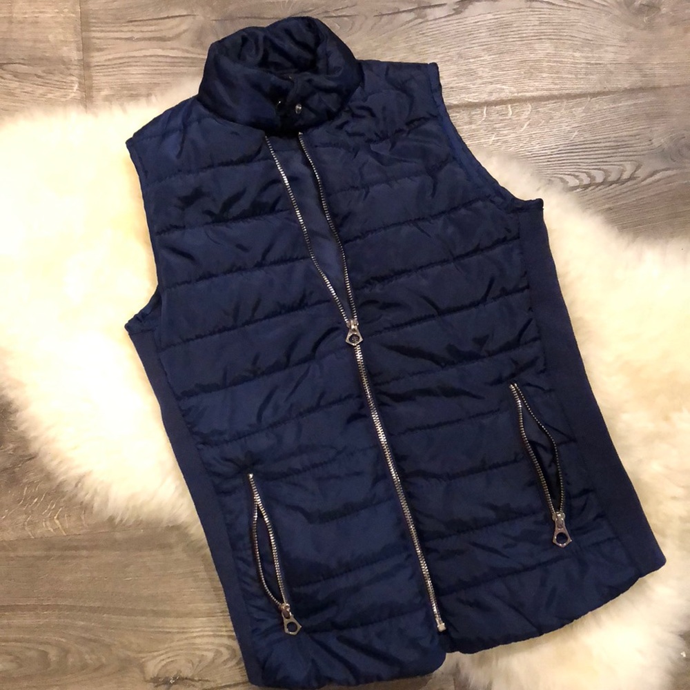 Navy Puffer vest